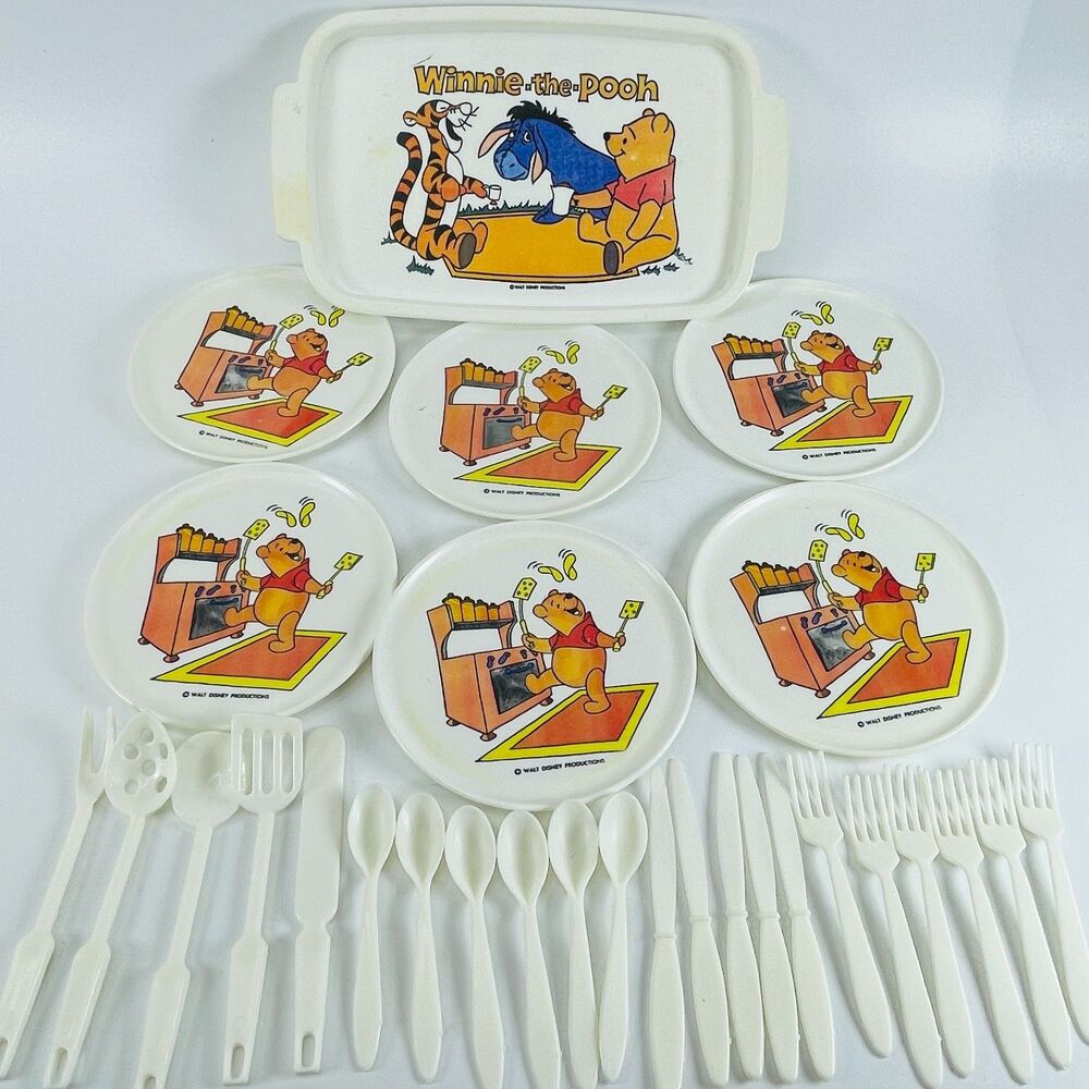 VTG Chilton Winnie The Pooh Plastic Dish Set Serving Tray Plates Utensils 29pc